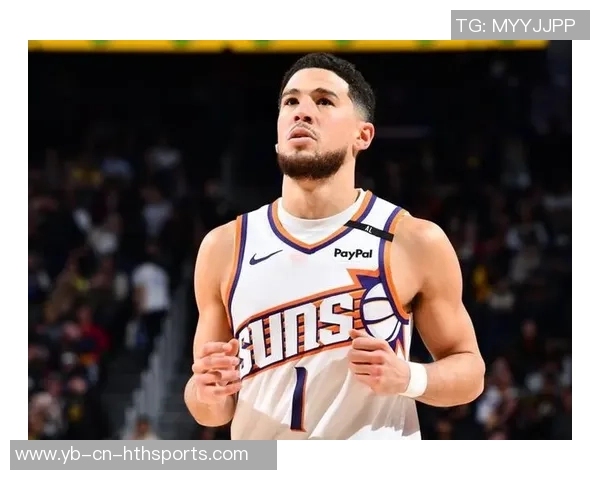 布克表现平平23投8中仅得22分6篮板5助攻1抢断球队效率受影响